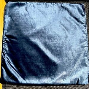 NWOT Gorgeous blue sheen pillow covers